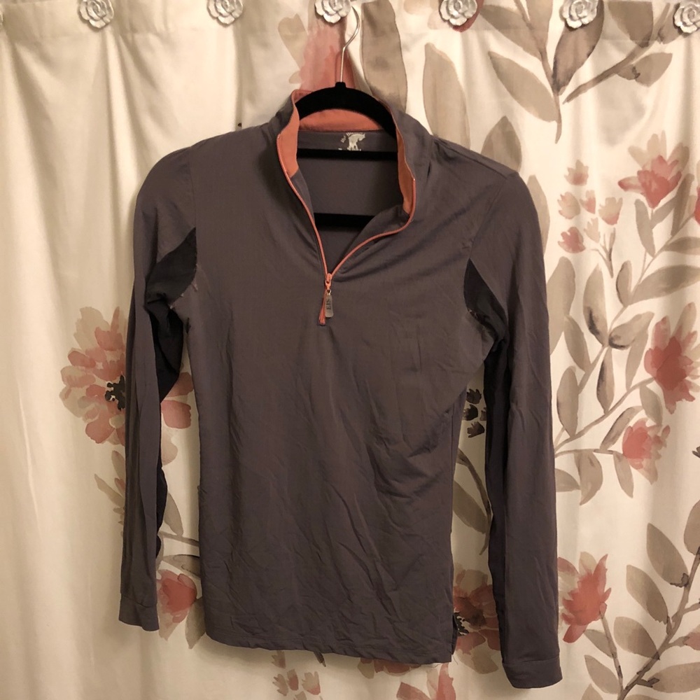 EIS top grey and coral